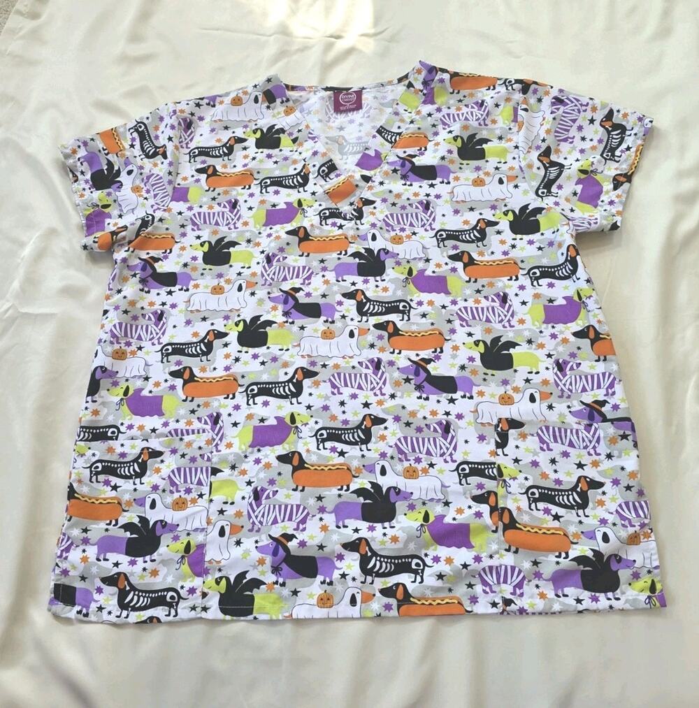 Halloween Dachshund Women's 1X Scrub Top V Neck 2 Pockets Vet Office Medical